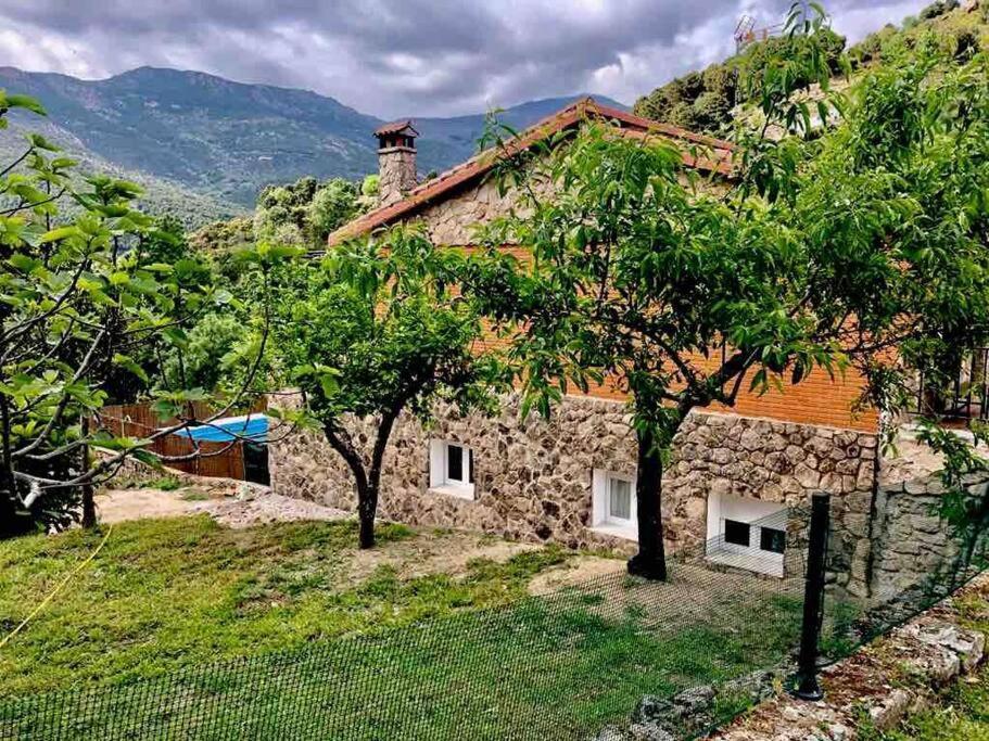 Vila Casa Balta Ávila Exteriér fotografie