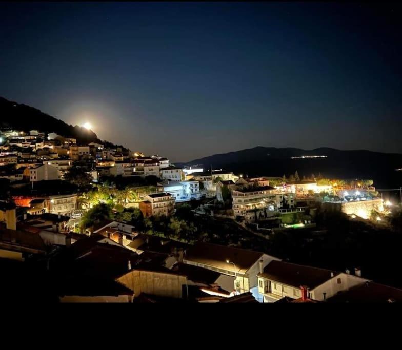 Vila Casa Balta Ávila Exteriér fotografie