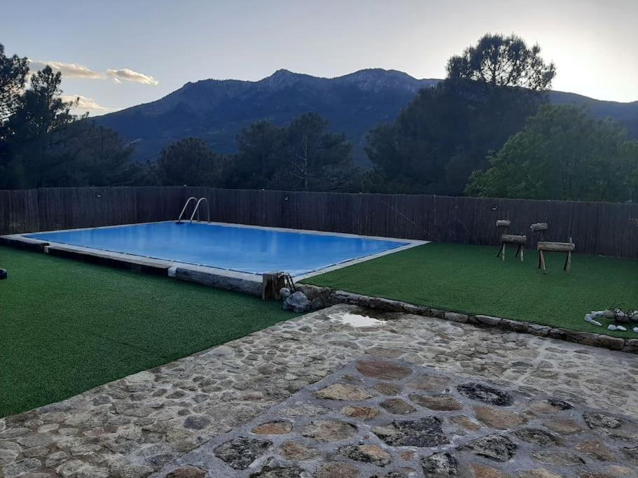 Vila Casa Balta Ávila Exteriér fotografie