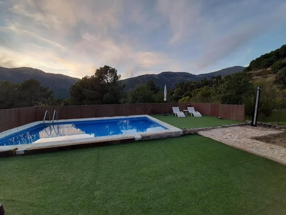 Vila Casa Balta Ávila Exteriér fotografie